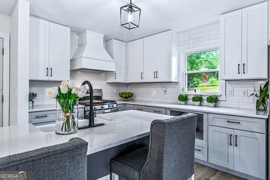 Welcome to your dream farmhouse where timeless charm meets - photo 4