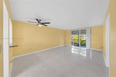 Lake Condo For Sale in Aventura, Florida