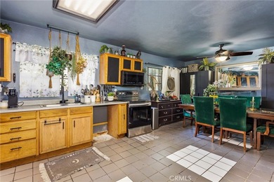 Spacious and unique 4-bedroom, 2-bath home in South San - photo 11