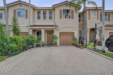 Weston Lakes Area Townhome/Townhouse For Sale in Sunrise Florida