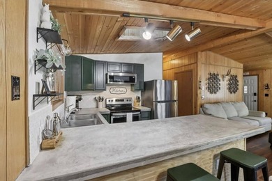 Turn-key opportunity in the heart of Wisconsin Dells?ready to - photo 12