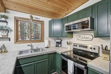 Turn-key opportunity in the heart of Wisconsin Dells?ready to - photo 13