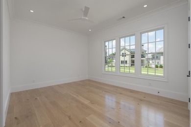 Beautifully crafted, new construction in process, lake-oriented - photo 24