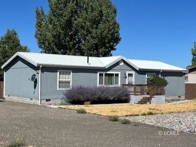 Goose Lake Home For Sale in Lakeview Oregon