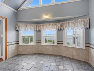 Cherokee Lakefront Home on 3 Acres | Main Channel | Pool and Hot - photo 10