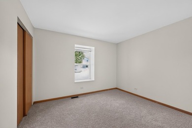 Location, Location, Location! Move right into this beautifully - photo 10