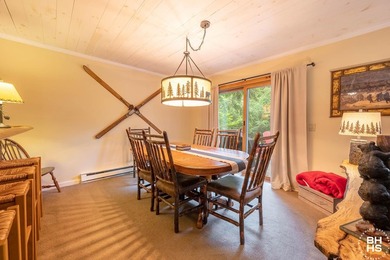 A rarely offered Lake Placid end unit condominium with 4 - photo 6
