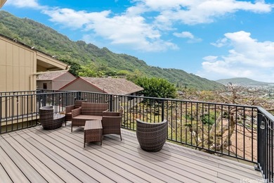 Nestled in a highly desirable Hawaii Kai neighborhood, this - photo 3