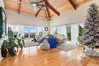 Nestled in a highly desirable Hawaii Kai neighborhood, this - photo 7