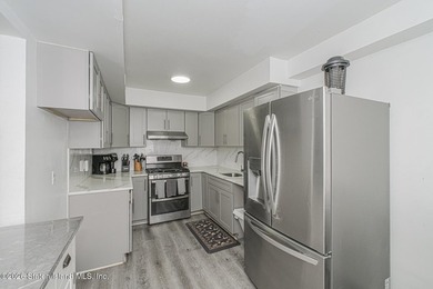 Newly Renovated 3-Bedroom Townhouse in the Heart of Mariners - photo 15
