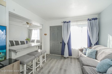 Newly Renovated 3-Bedroom Townhouse in the Heart of Mariners - photo 20