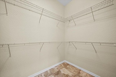 Welcome to 127 Greenwich Circle, a beautifully situated end-unit - photo 23