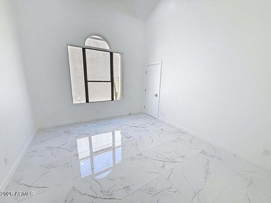 Totally remodeled 2025 Designed by renowned Architect, Award - photo 24