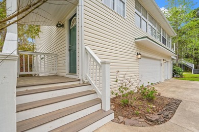 Tucked away in Hagley Estates, this unique 3-bedroom, 3-bath - photo 6