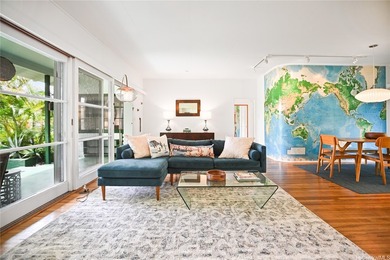 Tucked within a canopy of mature fruit trees and lush tropical - photo 5