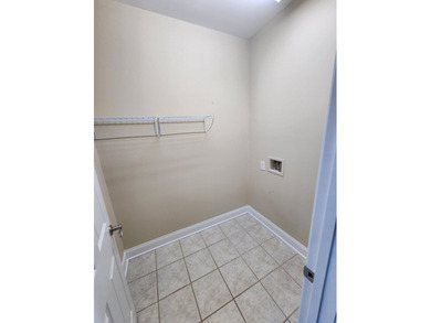 Come and look at this beautiful 3 bedroom, 2.5 bath townhome in - photo 7