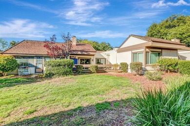 BACK ON THE MARKET - SPECTAULAR SINGLE LEVEL VILLA - located in - photo 40