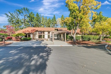 BACK ON THE MARKET - SPECTAULAR SINGLE LEVEL VILLA - located in - photo 41