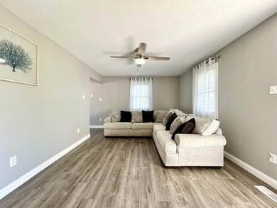NEW PRICE! Cozy and comfortable will best describe this adorable - photo 9