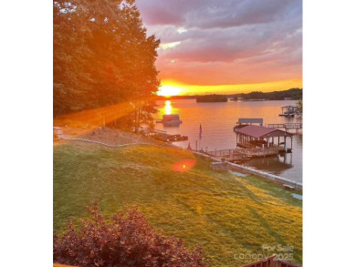Lake Home For Sale in Mooresville, North Carolina