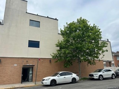 Medical office building on busy Francis Lewis Boulevard. For - photo 3