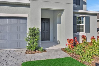 The Modena floorplan offers 2,519 square feet of spacious - photo 3