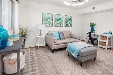 Beautiful Marina Del Rey townhome located in the highly - photo 12