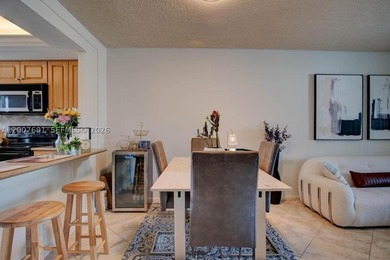 This Cozy Garden Condo Property in *The Moorings* is all about - photo 4