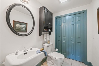 Begin your family's next chapter in this vintage 4 Bedroom, 2.5 - photo 15