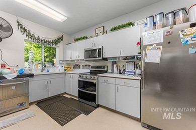 Single-tenant net leased childcare investment occupied by - photo 19