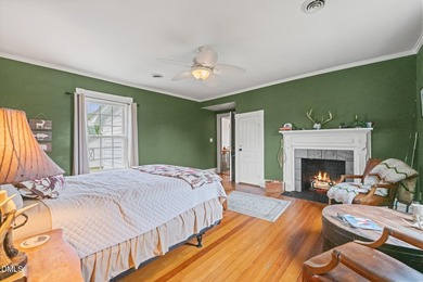 Begin your family's next chapter in this vintage 4 Bedroom, 2.5 - photo 21