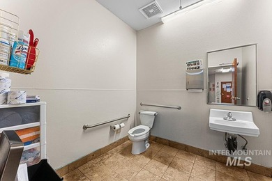 Single-tenant net leased childcare investment occupied by - photo 22