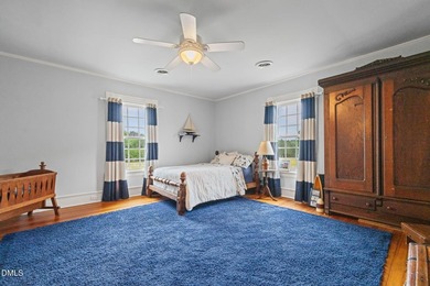 Begin your family's next chapter in this vintage 4 Bedroom, 2.5 - photo 25