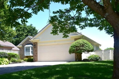 Rare Find! Nicely maintained patio home in Hillendale Commons on - photo 2