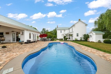 Begin your family's next chapter in this vintage 4 Bedroom, 2.5 - photo 34