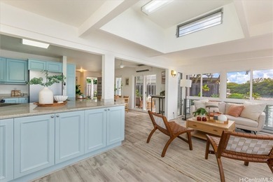 Welcome home to this stunning waterfront townhome in a prime - photo 5