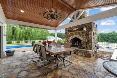 Begin your family's next chapter in this vintage 4 Bedroom, 2.5 - photo 40