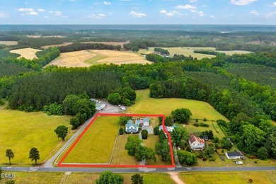 Begin your family's next chapter in this vintage 4 Bedroom, 2.5 - photo 49