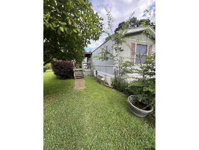 3 bedroom 2 bath home on .67 of an acre, fenced back yard, 2 car - photo 6