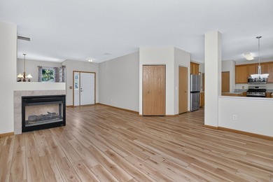 Welcome to effortless living in Grand Haven, one of Romeoville's - photo 6