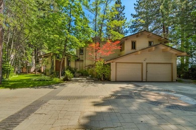 Situated along the prestigious Lakeshore Boulevard, Sandy Shores - photo 25