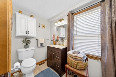Exceptional location just minutes from Wisdom Dock Marina and - photo 35