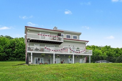 The view stops you in your tracks at 10085 State Rd 156! - photo 4