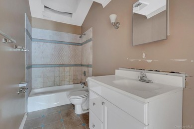Hi-Ranch Style Home. This Home Features 6 Bedrooms, 2 Full Baths - photo 10