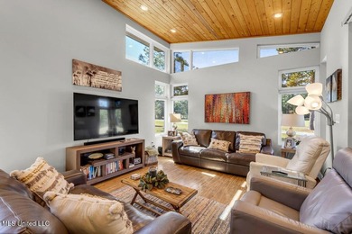Looking for a 3-bedroom home? This one offers a great solution - photo 31