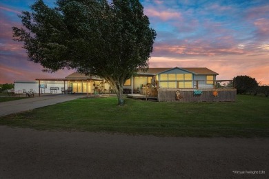 Lake Home For Sale in Riesel, Texas
