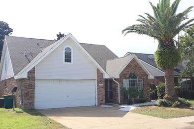 Welcome to your dream home in the heart of Destin! This - photo 1