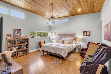 Looking for a 3-bedroom home? This one offers a great solution - photo 42