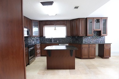 Welcome to your dream home in the heart of Destin! This - photo 7