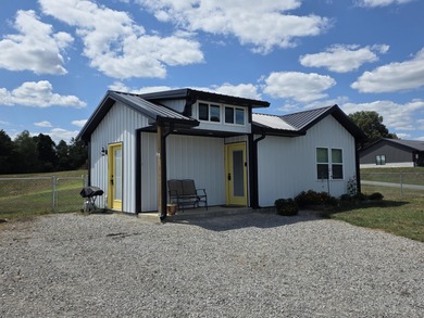 Lake Cumberland Home For Sale in Nancy Kentucky